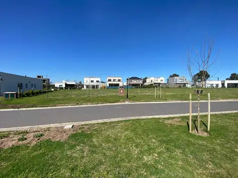 2 lotes juntos Bo. cerrado Santo Tomas, Pilar