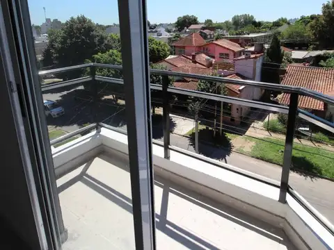 Departamento en Venta en Villa Luzuriaga, USD 51.500