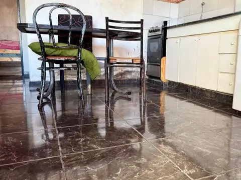 Depto Tipo Casa en Venta de 2 ambientes