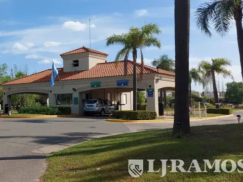 Terreno al río de 950 m2, en venta  en Santa Catalina
