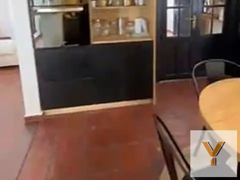 Depto Tipo Casa 3 ambientes con 2 baños