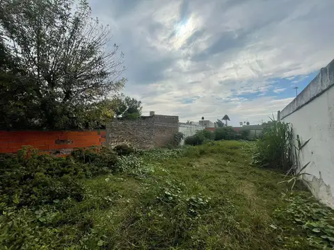 Terreno en Venta en Capitan Bermudez, USD 21.000