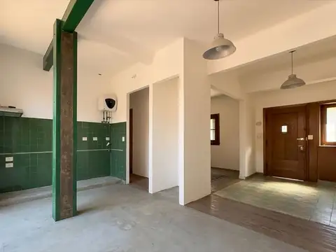 VENTA - PH CON PATIO - REFACCIÓN AVANZADA - 50 m²