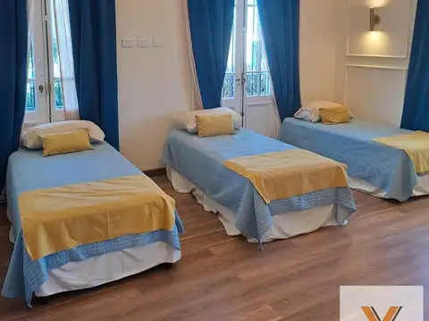 Edificio Comercial en venta - 12 Dormitorios 13 Baños - Cañuelas