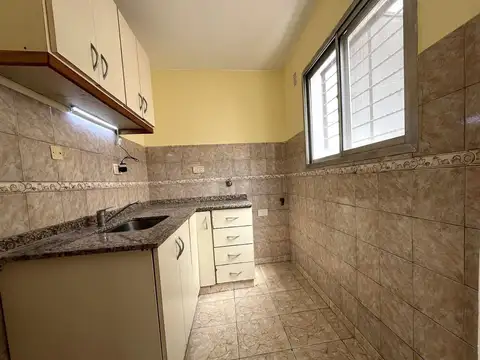 Depto Tipo Casa en Venta de 4 ambientes