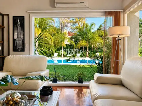 Casa en Venta al Oeste