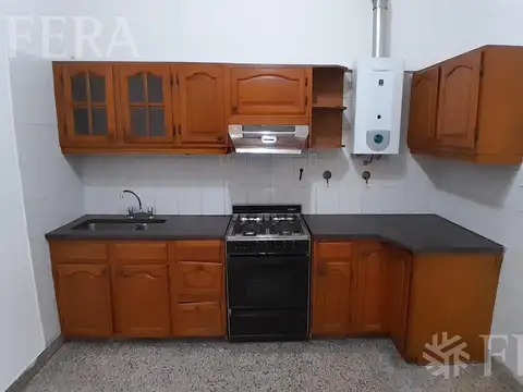Depto Tipo Casa en Alquiler 50 años