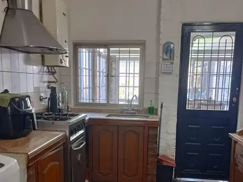 Depto Tipo Casa en Venta en Lanus Oeste, USD 115.000