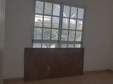 Depto Tipo Casa en Alquiler de 2 ambientes