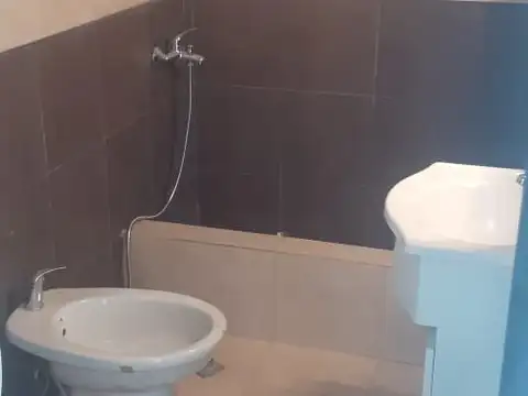 Depto Tipo Casa 2 ambientes con 1 baño