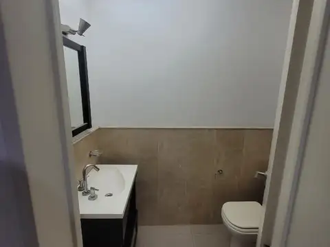 Oficina 3 ambientes con 1 baño