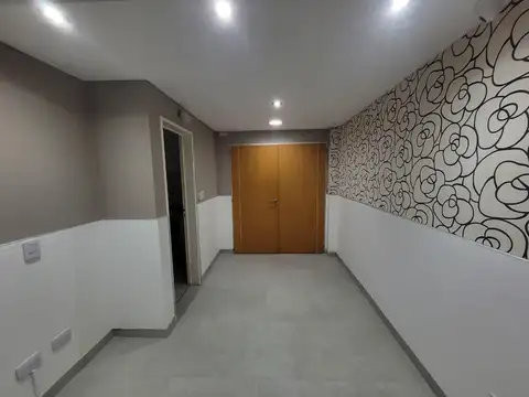 Oficina en Alquiler en Barrio Parque Leloir, USD 1.100