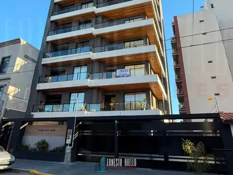 VENTA SEMIPISO 3 AMBIENTES A ESTRENAR CON COCHERA EN QUILMES CENTRO.