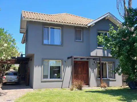 Casa  en Venta en La Candela, Pilar, G.B.A. Zona Norte