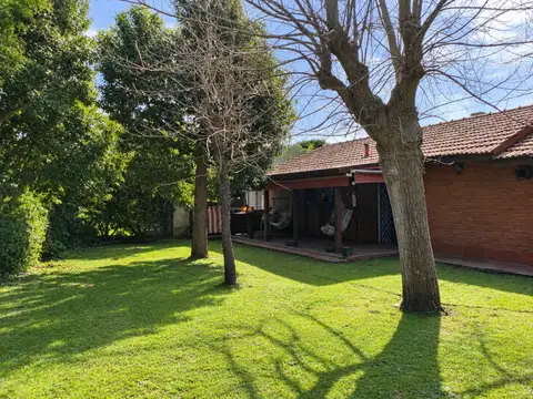 VENTA CASA 2 AMB, 2 LOTES, CLUB DE CAMPO, ESCOBAR