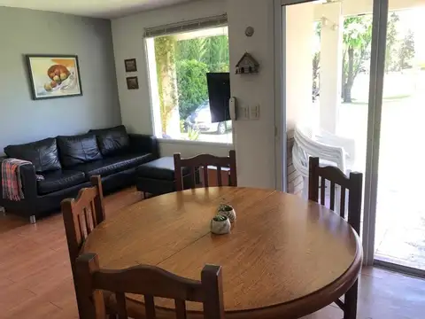 Casa 6 ambientes con 3 baños