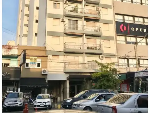 *MUY BUEN DEPARTAMENTO DE 2 AMB. SUPER LUMINOSO