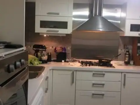 Casa  en Venta ubicado en Quilmes Oeste, Quilmes, G.B.A. Zona Sur - SVN0675_LP584463_1