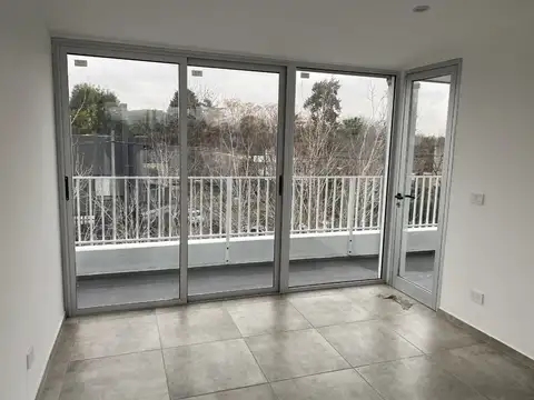 462 esquina 14 A 1000