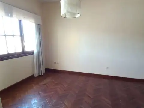 Depto Tipo Casa en Venta de 6 ambientes