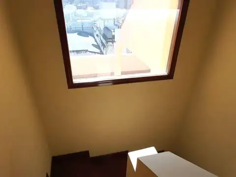 Depto Tipo Casa en Venta con 2 cocheras