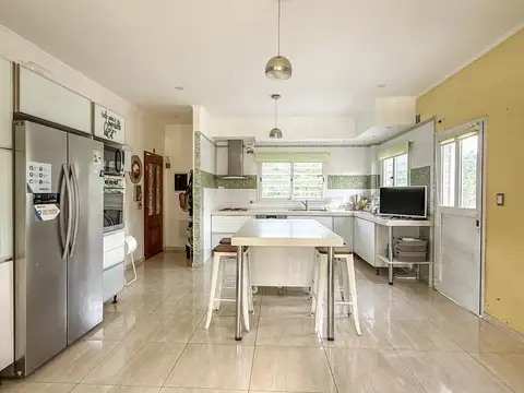Casa en venta en La Florida, Zarate: calidad, amplitud y el privilegio de vivir sin expensas