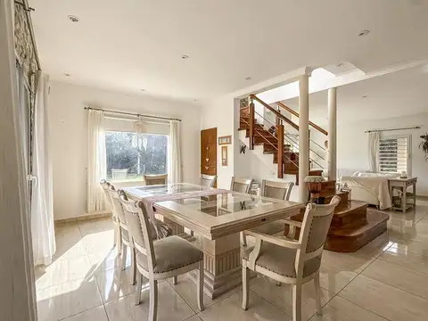 Casa en Venta de 4 dormitorios