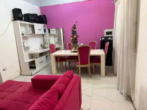 Casa en Venta en Villa del Parque, USD 270.000