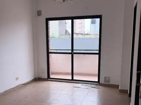 Departamento 2 dormitorios - Laprida esquina Pasco