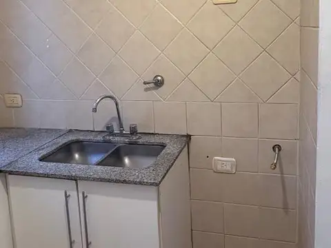 Departamento 3 ambientes con 1 baño