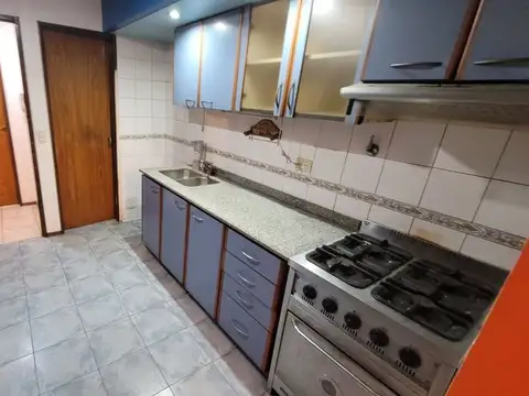 Depto Tipo Casa en Alquiler 26 años