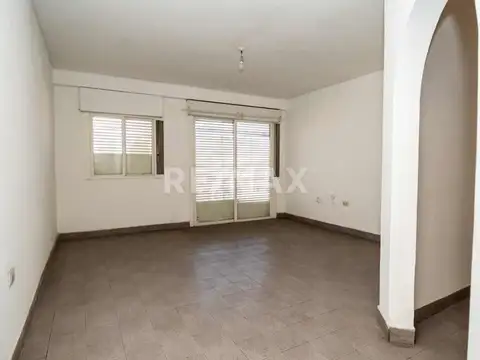 Depto Tipo Casa en Venta en Zona Centro, USD 68.000