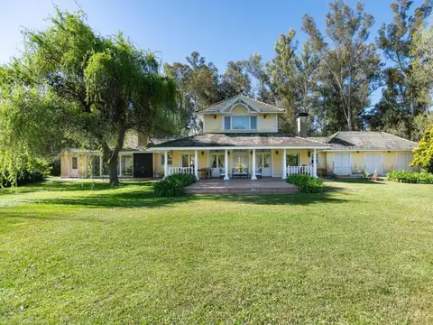 CASA EN CAMPOS DE ROCA VENTA