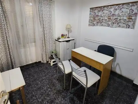 Caseros 300