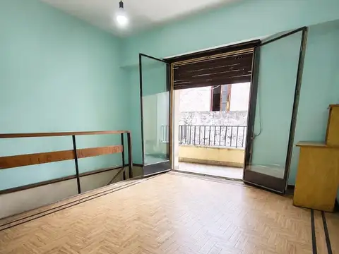 Depto.tipo casa de 4 ambientes en Venta en Villa crespo