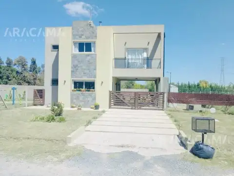 Casa en Venta en Laguna Azul