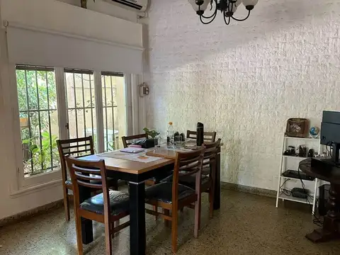 VENTA CASA QUINTA CON PILETA 4 AMB, GRAND BOURG