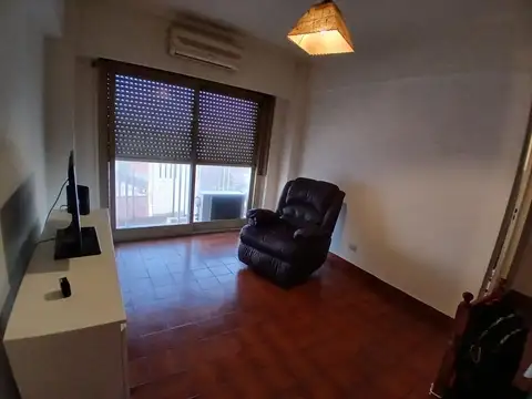 2 AMB CON COCHERA FIJA - ESTADO EXCELENTE