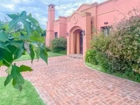 Casa en Venta de 4 dormitorios