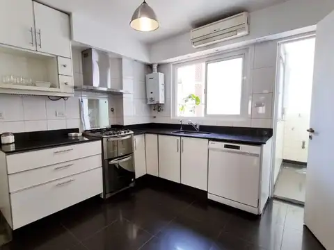 Departamento en Alquiler de 4 ambientes