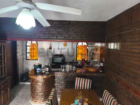 Casa en Venta en Garin, USD 83.000