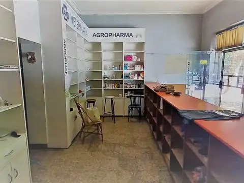 Local comercial y vivienda  - Zona Diag 80 y 41