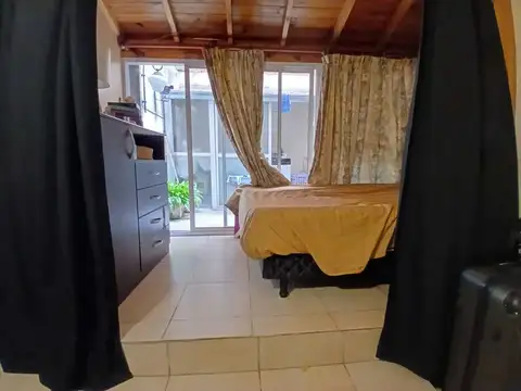 Depto Tipo Casa en Venta 52 años