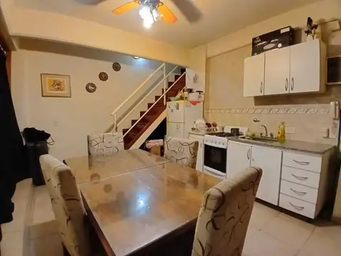 Depto Tipo Casa en Venta de 2 dormitorios