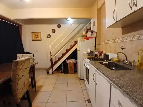 Depto Tipo Casa en Venta de 3 ambientes