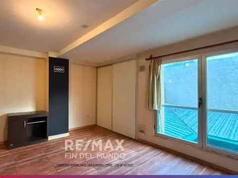 DEPARTAMENTO EN ZONA COMERCIAL APTO CRÉDITO