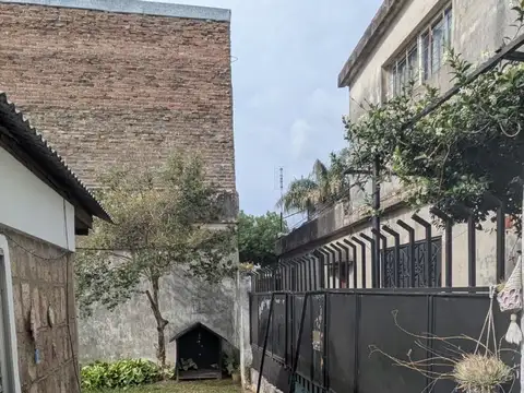 CASA DE PASILLO EN VENTA - NO PH