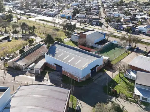 Depósito de 1.100 m2 sup. cubierta en Alquiler en Combatientes de Malvinas al 1500, Campana