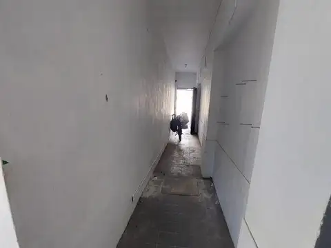 OFICINA/CONSULTORIO/DEPOSITO EN EXCELENTE UBICACION- ADROGUÉ