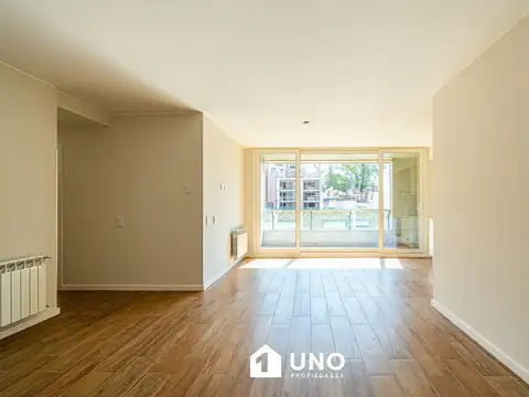 Dorrego y Pasco - Dpto de 3 Dormitorios. Cochera disponible.